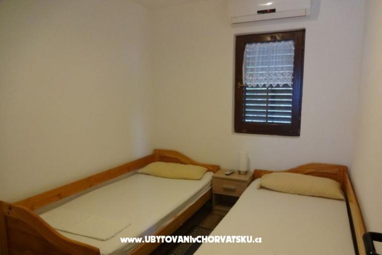 Apartmaji Jena, Pisak – foto 6