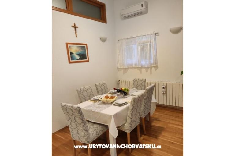 Apartmaji Maraska i Anamaria – foto 6
