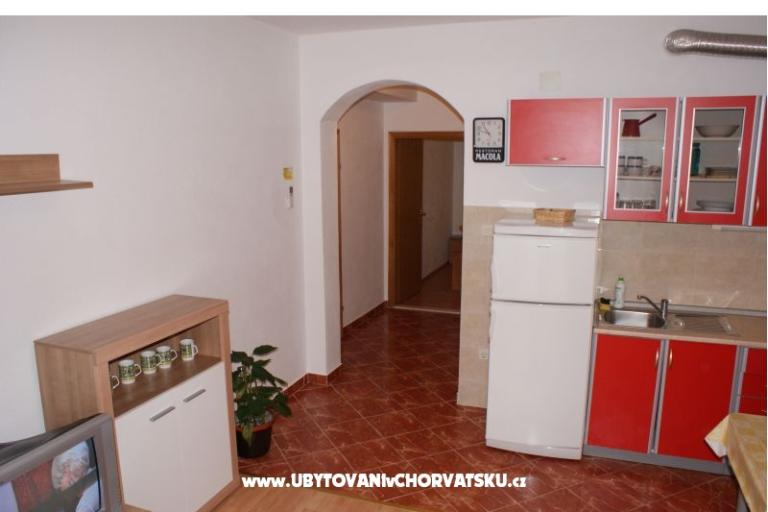 Apartmaji Tomaš - Brela – foto 8
