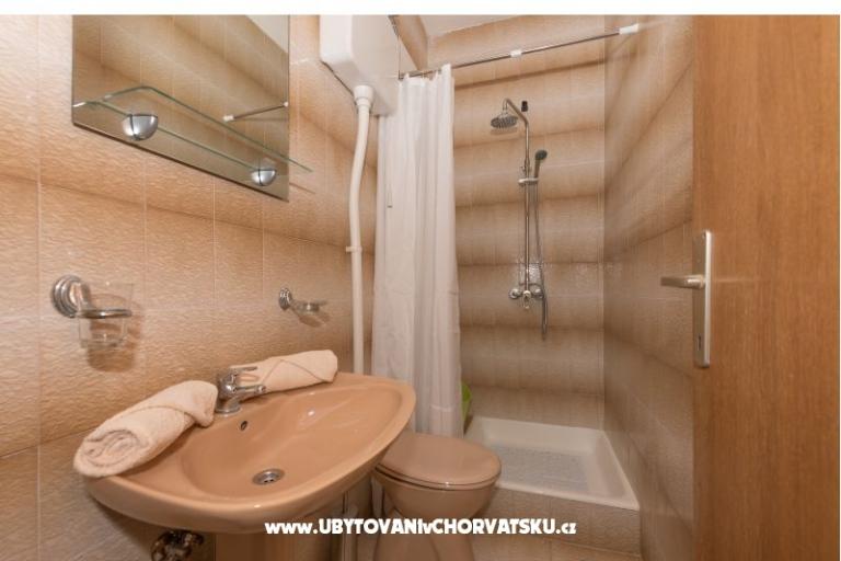 Apartmaji Vera i Ćiro Novak – foto 12