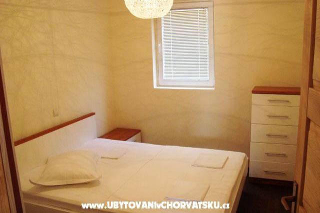 Apartmaji Ursus – foto 4