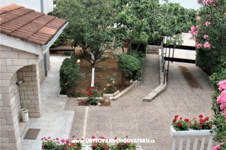 Apartmaji Arijana – foto 3