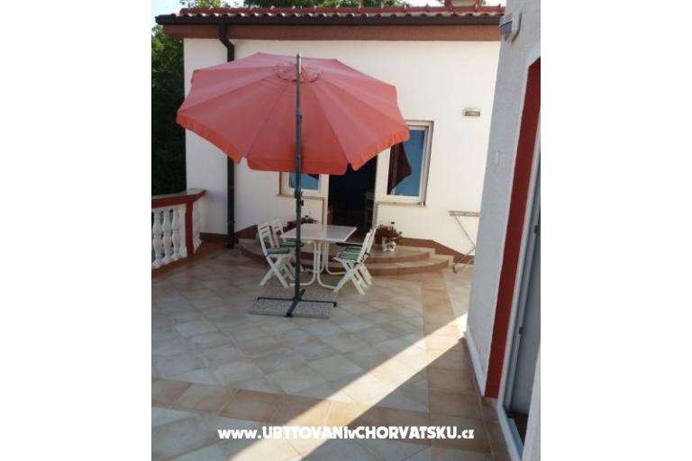 Apartmaji Nina – foto 10