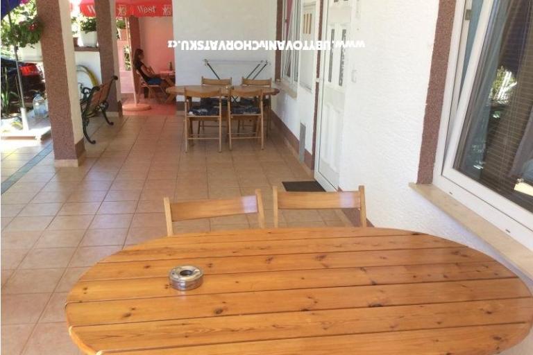 Apartmaji Nina – foto 2