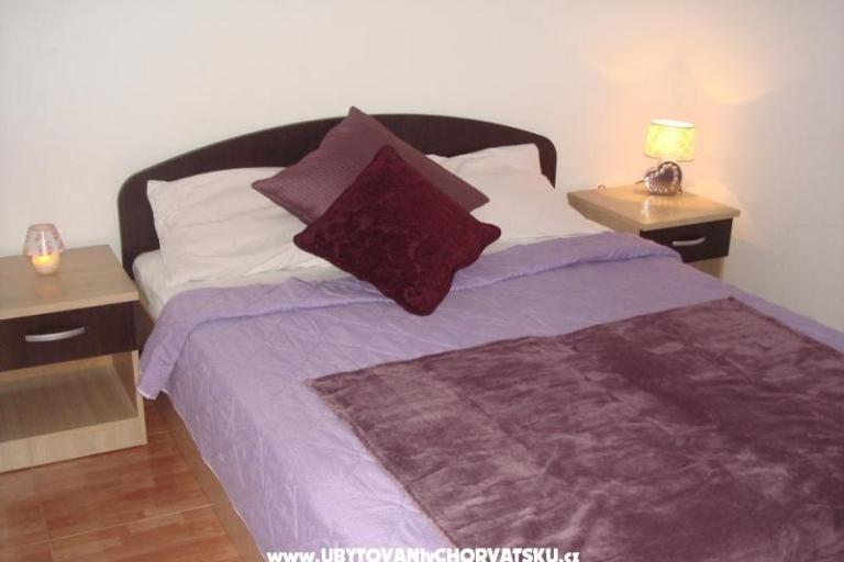 Apartmaji Andrea Drvenik – foto 10