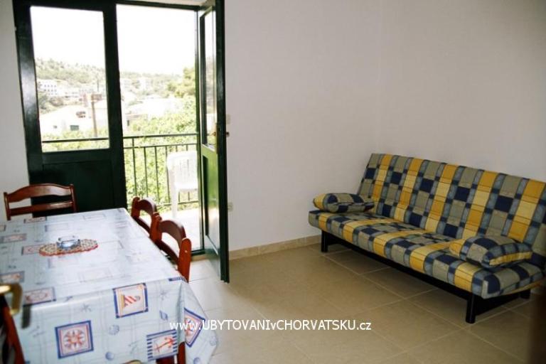 Apartmaji Andrea Drvenik – foto 8
