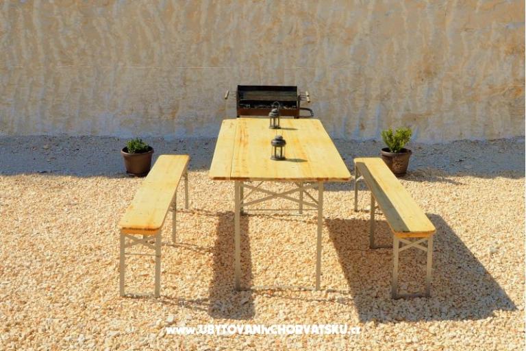 Apartmaji Johnny Drvenik – foto 3