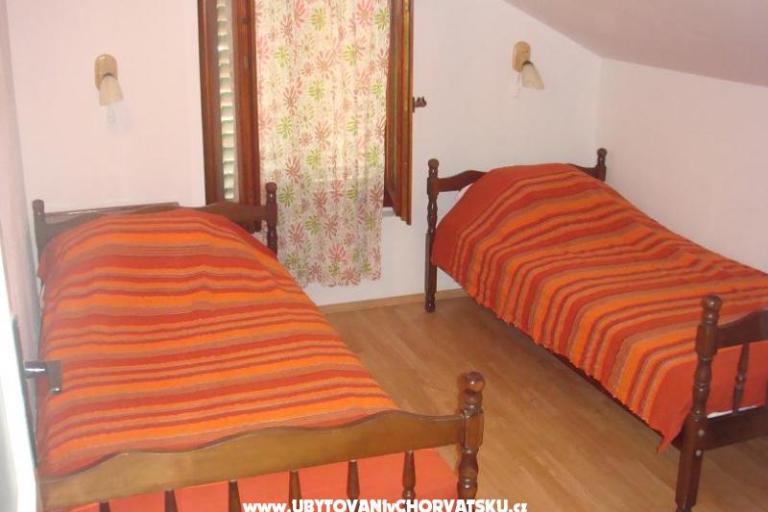 Apartma Dina – foto 9