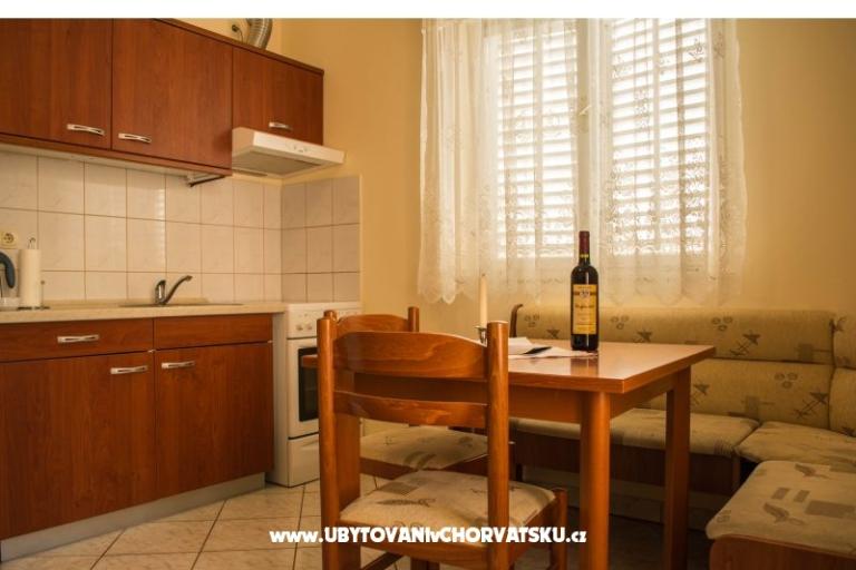 Apartmaji Erminia – foto 6