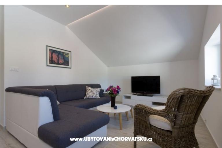 Apartma Fortunei Rožat – foto 4