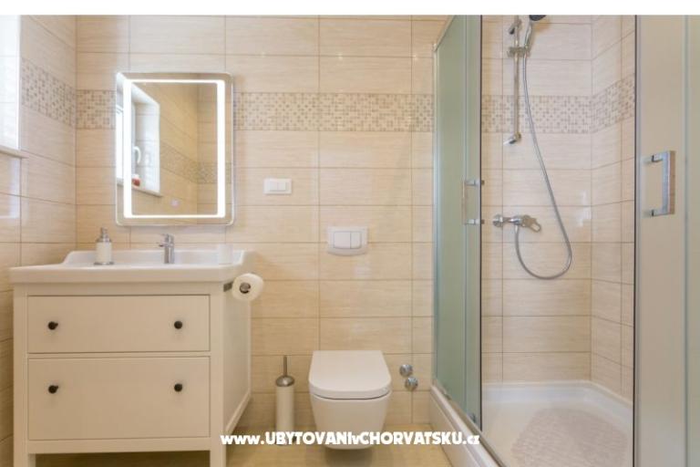 Apartma Fortunei Rožat – foto 8