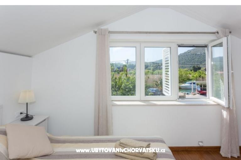 Apartma Fortunei Rožat – foto 9