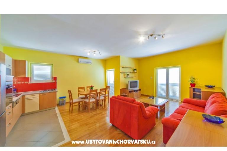 Apartmaji Bay View – foto 15