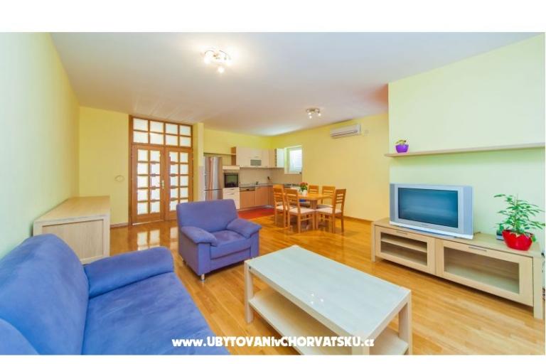 Apartmaji Bay View – foto 16