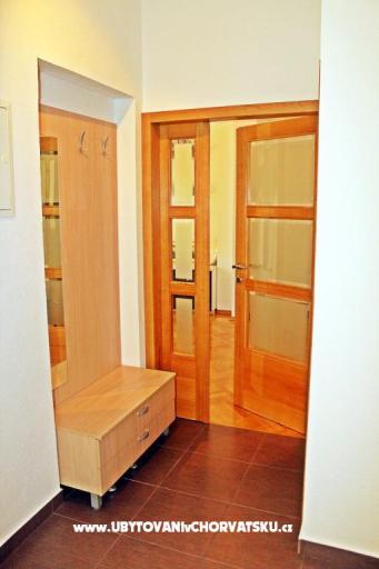 Apartma Dugi Rat – foto 2
