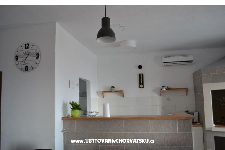 Apartmaji Villa Stipe – foto 11