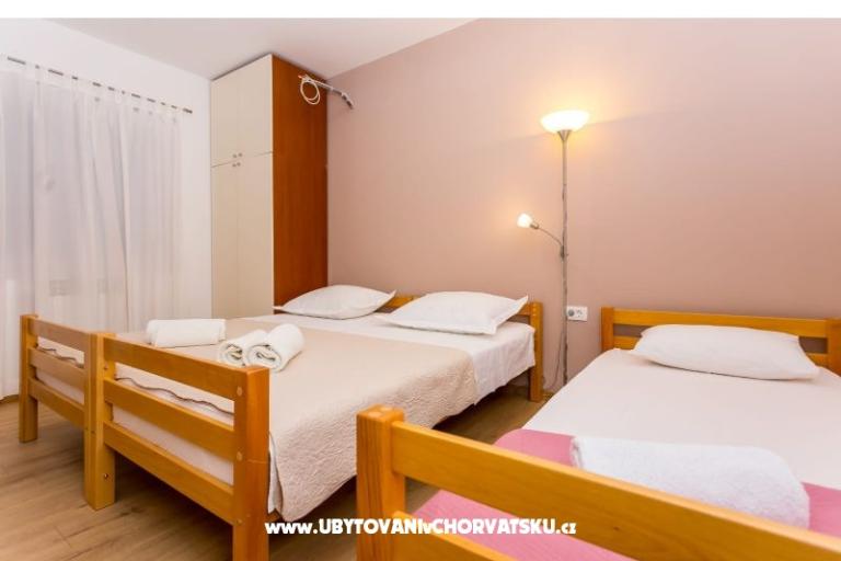 Family Apartmaji Korda – foto 12