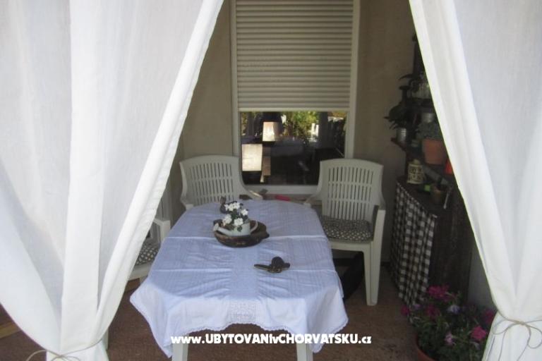 Apartma Flora – foto 8