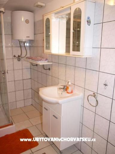 Apartmaji Valbandon – foto 11
