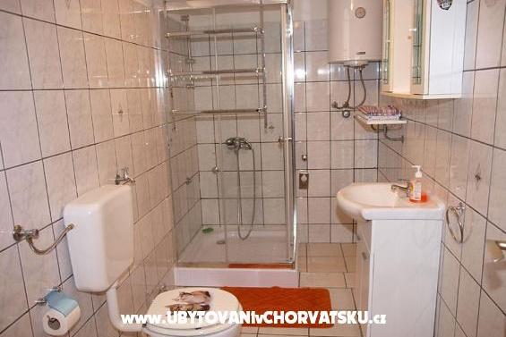 Apartmaji Valbandon – foto 12