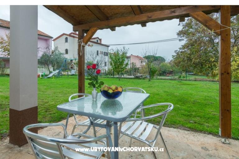 Apartmaji Valbandon – foto 13