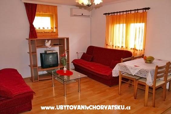 Apartmaji Valbandon – foto 9