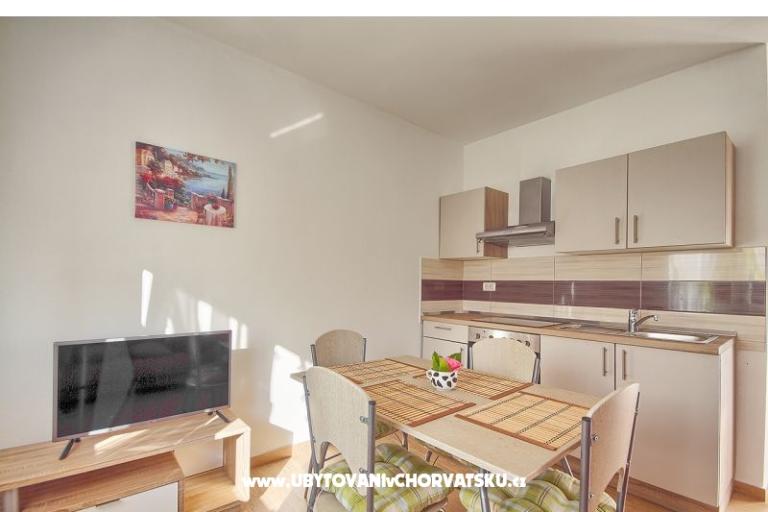 Apartmaji Mishel – foto 6