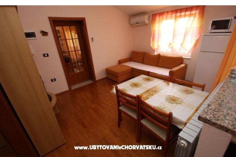 Apartma Jeromela *** – foto 14
