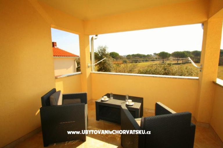 Apartma Zoran - Valbandon  – foto 11