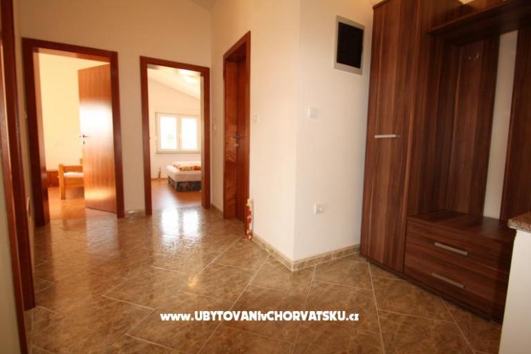 Apartma Zoran - Valbandon  – foto 9