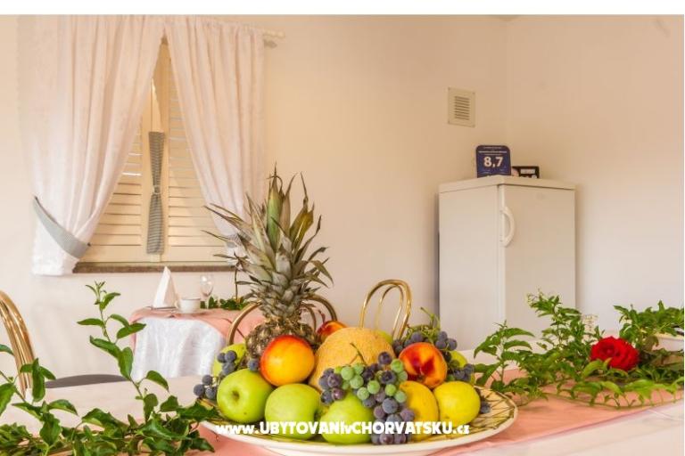 Apartmaji Mihaela – foto 8