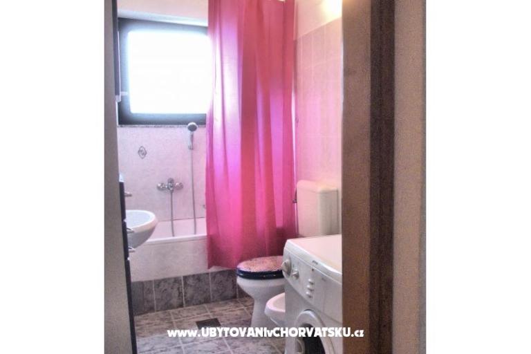 Apartmaji Peroj 4**** – foto 8