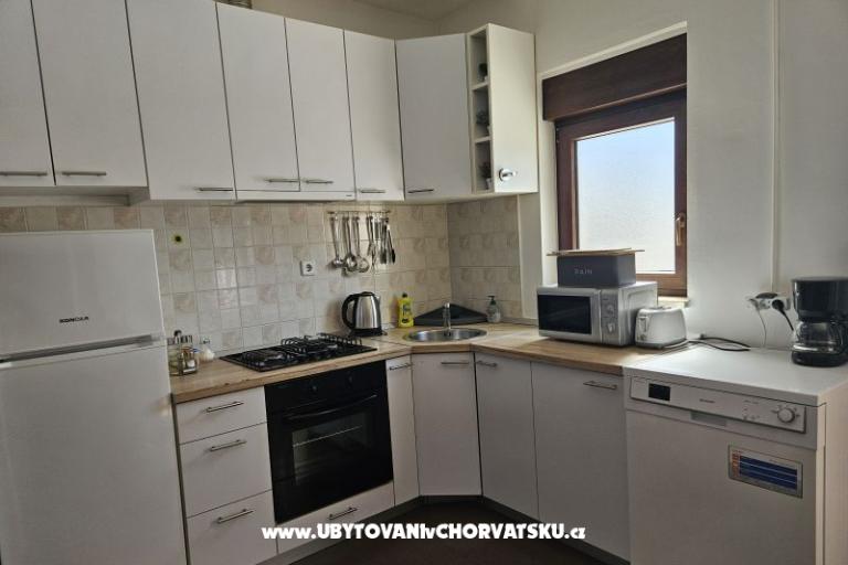 Apartmaji Rudez - pool - jacuzzi  – foto 10