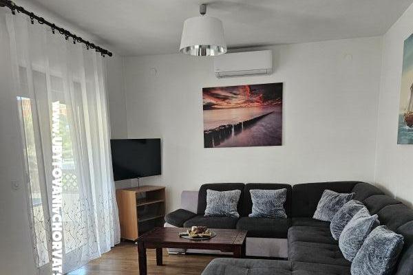 Apartmaji Rudez - pool - jacuzzi  – foto 2