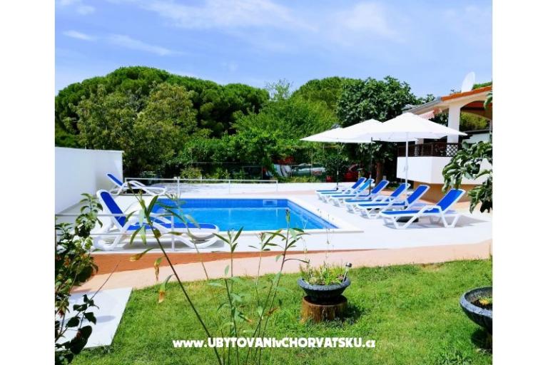 Apartmaji Rudez - pool - jacuzzi  – foto 4