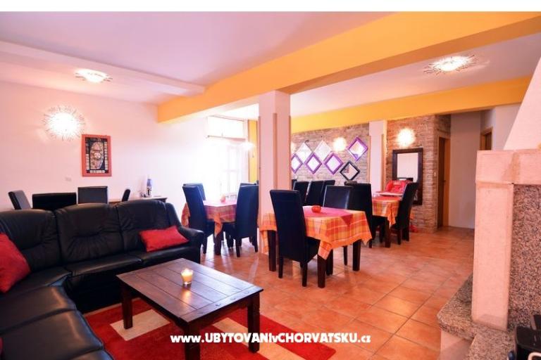 Apartmaji Nina – foto 10