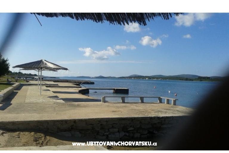 Apartma   " ARZENŠEK " – foto 13