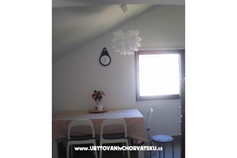 Apartmaji Burazin – foto 11