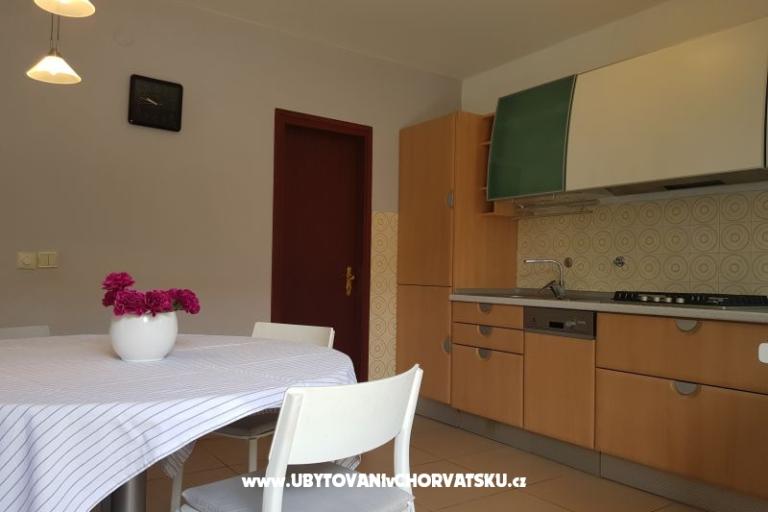 Apartmaji Burazin – foto 16