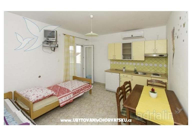 Apartmaji Danijela 1 – foto 14
