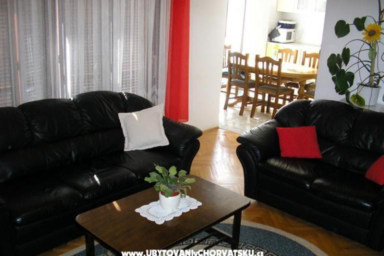 Apartmaji Dolac – foto 10