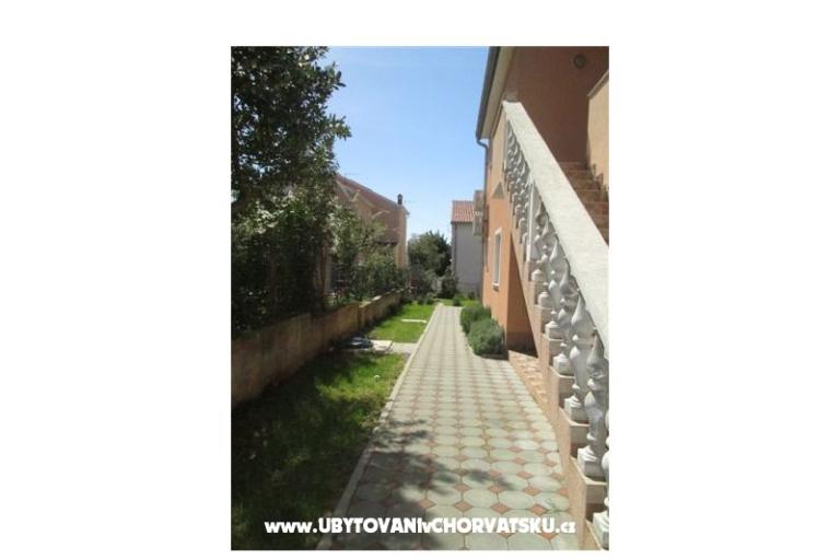 Apartmaji Kalova – foto 12