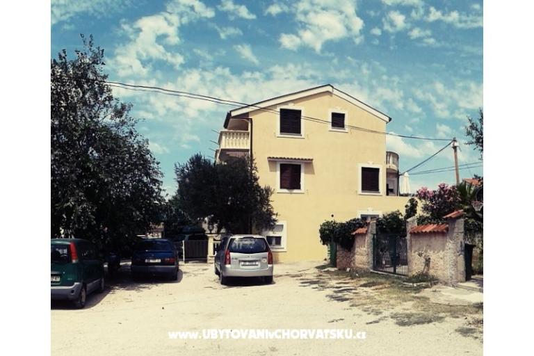 Apartmaji Pirović – foto 2