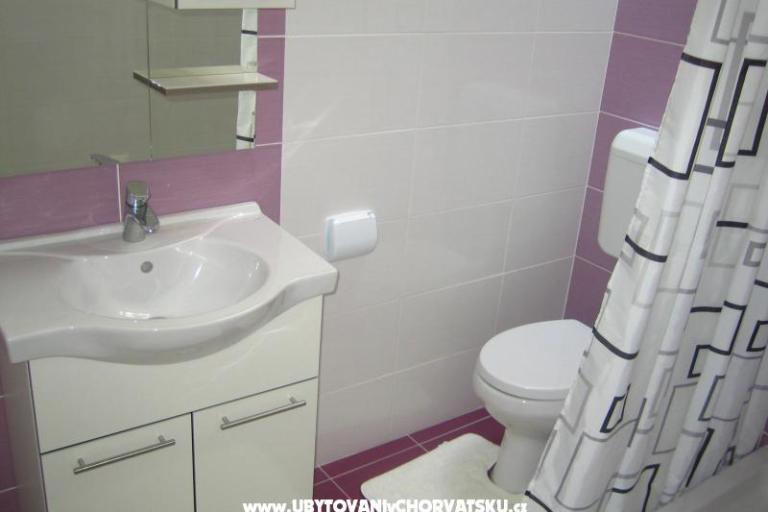 Apartmaji Roje Sv. Filip i Jakov – foto 14
