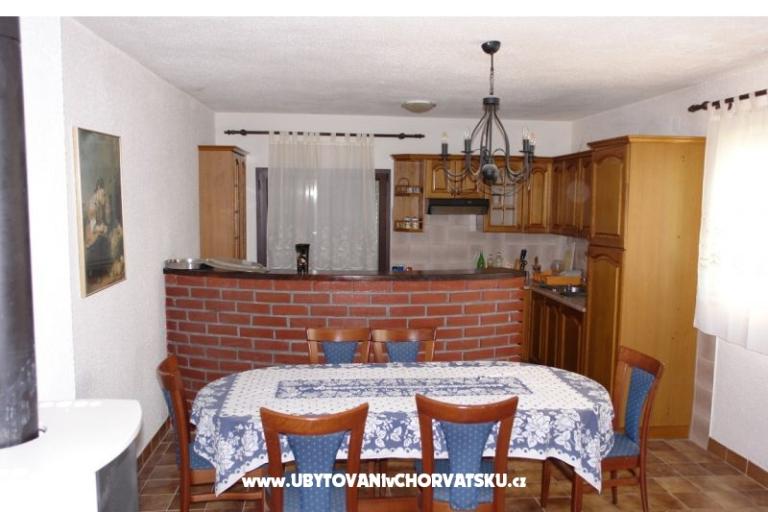 Apartmaji Tome – foto 8
