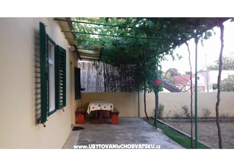 Apartmaji Turanj – foto 9
