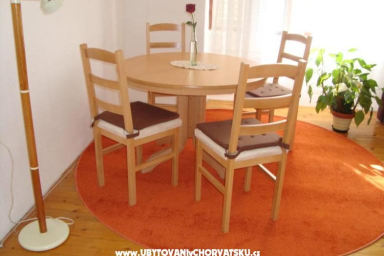 Apartmaji Mirjana – foto 7