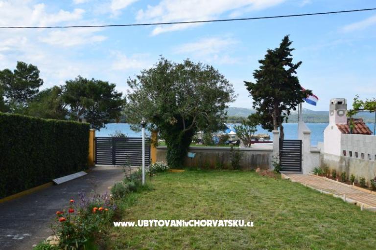 Cvita Hiša Apartmaji – foto 2
