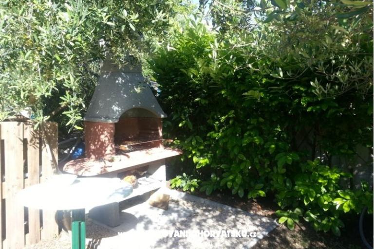 Vila Smirna 4*  z bazenom  – foto 15