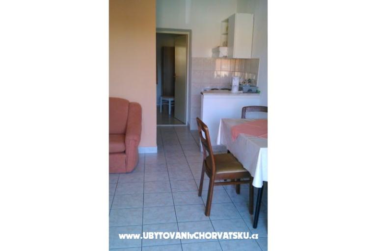 Apartmaji lujo – foto 14